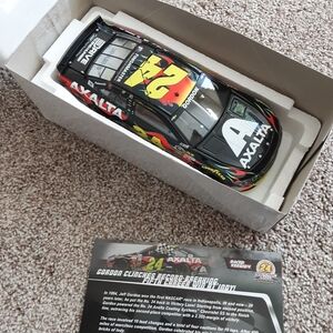 2014 Jeff Gordon 1:24 Lionel Racing diecast - Never out of the box